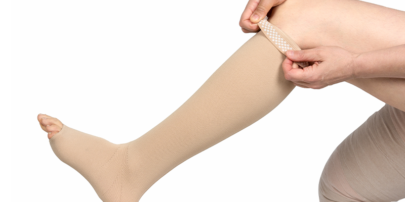 Compression garments that do not compress the foot and heel area may  improve treatment adherence, study finds